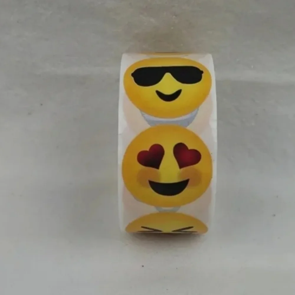 500 Pieces Roll Emoji Sealing Sticker